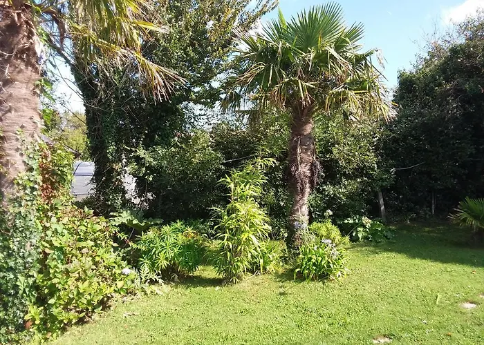 Roulotte De Luxe Vue Mer 180° ,Et Un Ha De Verdure